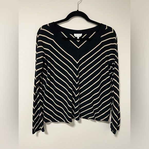 MaxMara Tops - MaxMara chevron top